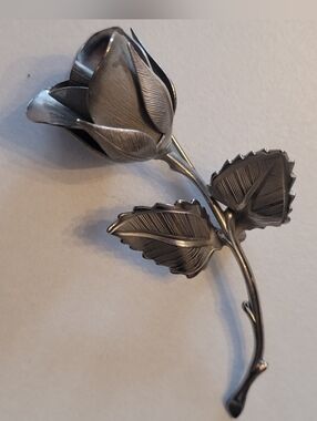 Silver Tone Rose Brooch - Silver Floral Pin